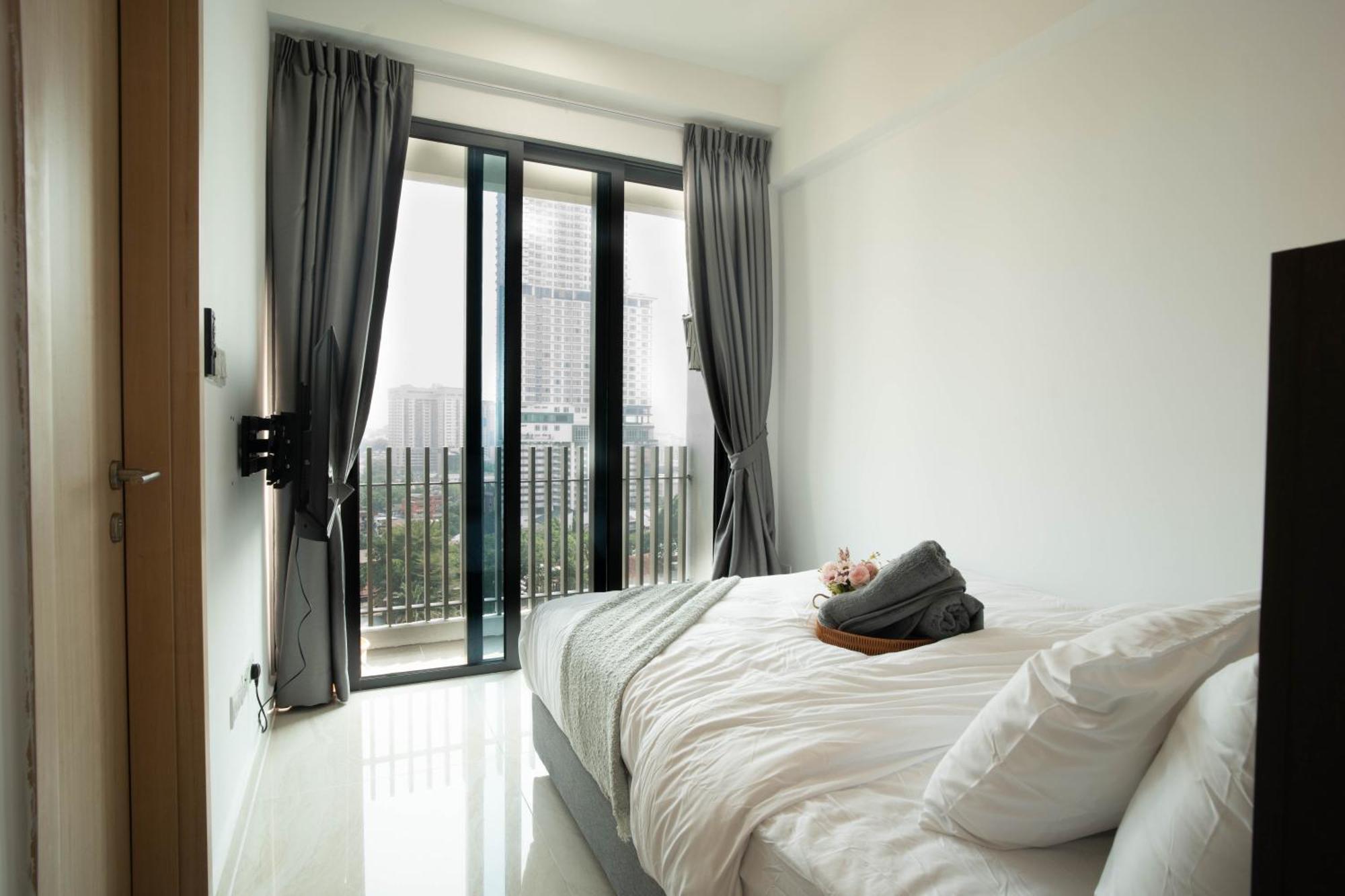 The Colony By Infinitum Best Pool View Klcc Trx Merdeka 118 Kl Tower Kuala Lumpur Esterno foto